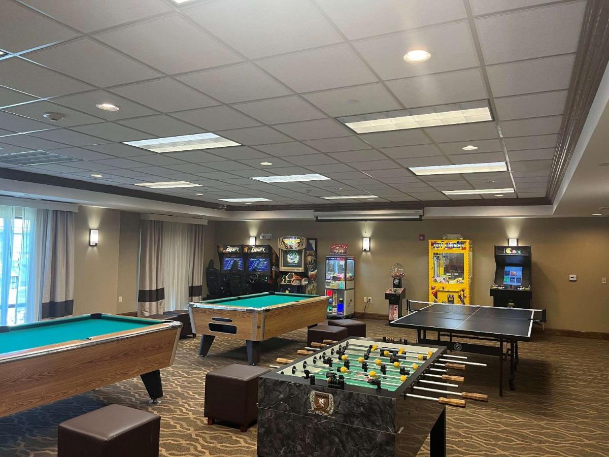 奥什科什康福特套房酒店 外观 照片